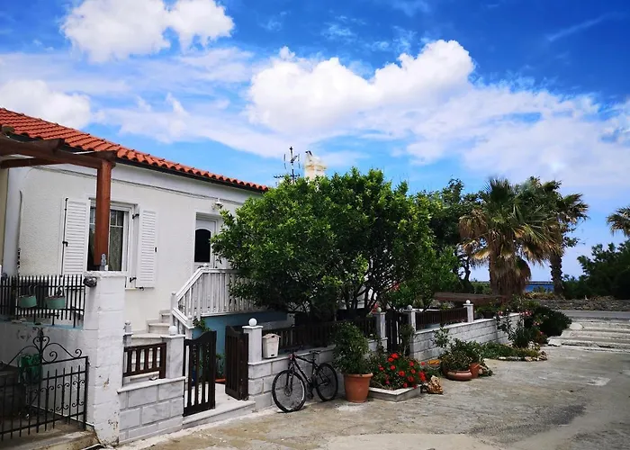 By The Sea דירה Ándros