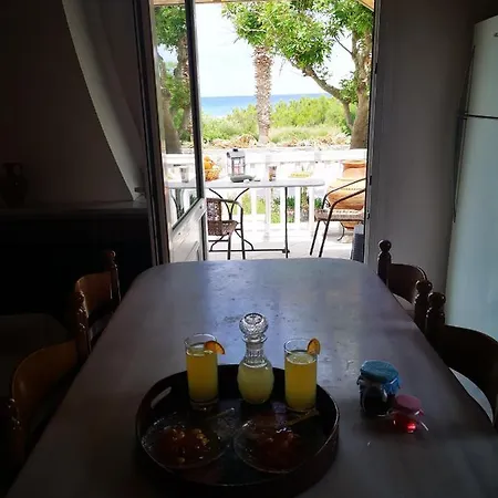 By The Sea * Ándros