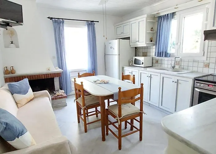 By The Sea Апартаменты *